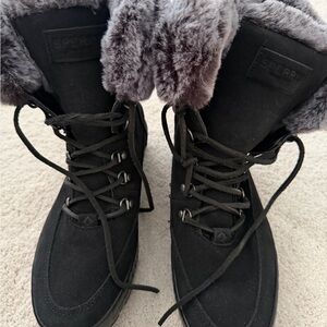 Sperry Women's Black and Gray Fur Boots